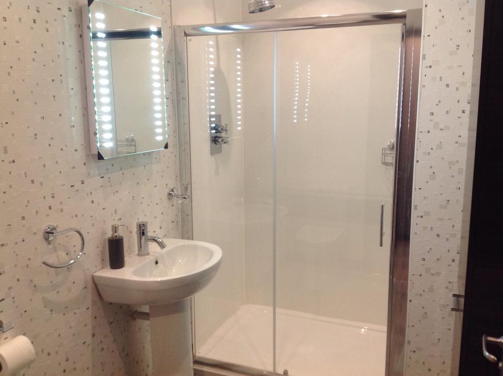 Rooms @ Number Six Окем Стая снимка